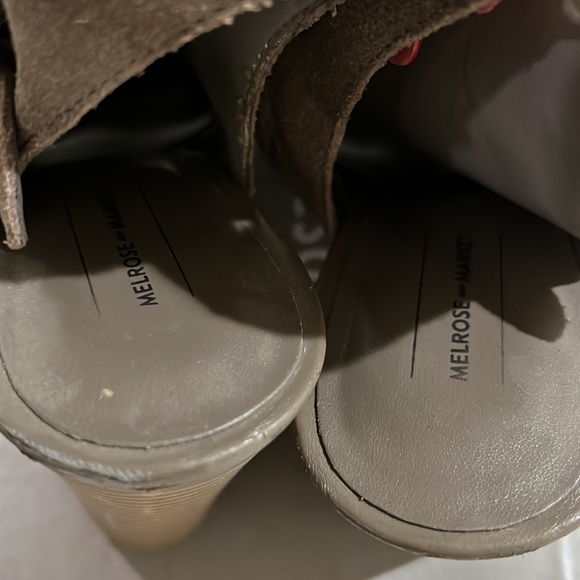 Super cute sandal booties! - Picture 7 of 8